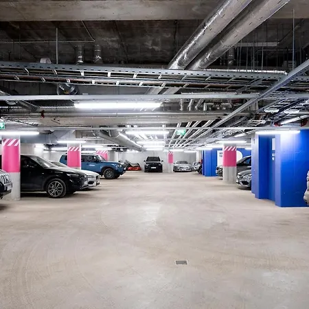 Top-floor 1br - Parking Garage - Breakfast Station 公寓 *