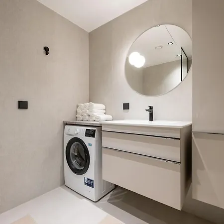Top-floor 1br - Parking Garage - Breakfast Station 塔林